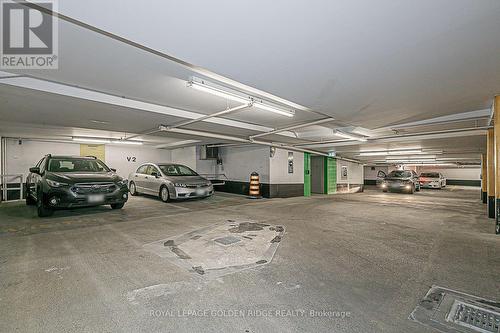 1103 - 801 Bay Street, Toronto (Bay Street Corridor), ON - Indoor Photo Showing Garage