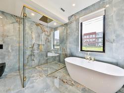 Ensuite bathroom - 