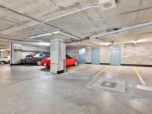 Stationnement - 1207-7630 Rue Du Mans, Montréal (Saint-Léonard), QC - Indoor Photo Showing Garage