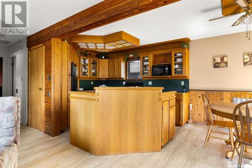 47 Roberts Place, Regina, SK - Indoor Photo Showing Dining Room