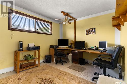 47 Roberts Place, Regina, SK - Indoor Photo Showing Office