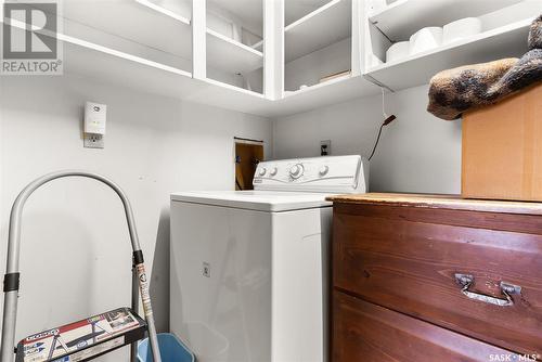 47 Roberts Place, Regina, SK - Indoor Photo Showing Laundry Room