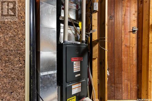 47 Roberts Place, Regina, SK - Indoor Photo Showing Basement