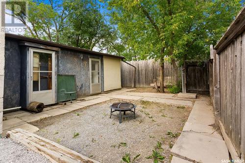 47 Roberts Place, Regina, SK - Outdoor With Exterior