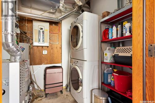 202 1205 Broad Street, Regina, SK - Indoor Photo Showing Laundry Room