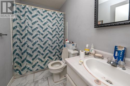 30 Albert St E, Sault Ste Marie, ON - Indoor Photo Showing Bathroom