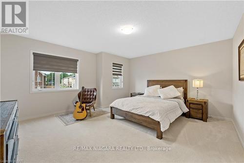 7924 Odell Crescent, Niagara Falls, ON - Indoor Photo Showing Bedroom