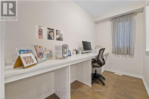 7924 Odell Crescent, Niagara Falls, ON - Indoor Photo Showing Office