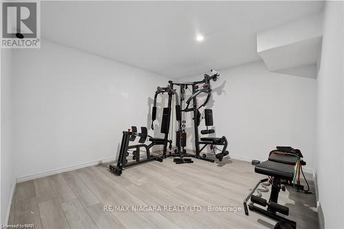 4432 Cinnamon Grove, Niagara Falls, ON - Indoor Photo Showing Gym Room