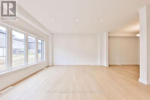 24 Broddy Avenue, Brantford, ON - Indoor Photo Showing Other Room