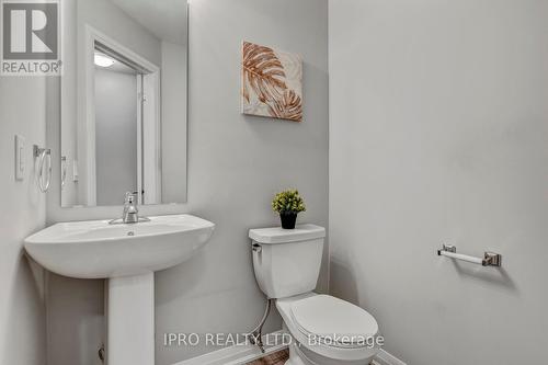 37 Laguna Village Crescent, Hamilton (Hannon), ON - Indoor Photo Showing Bathroom