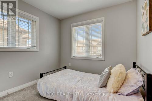 37 Laguna Village Crescent, Hamilton (Hannon), ON - Indoor Photo Showing Bedroom