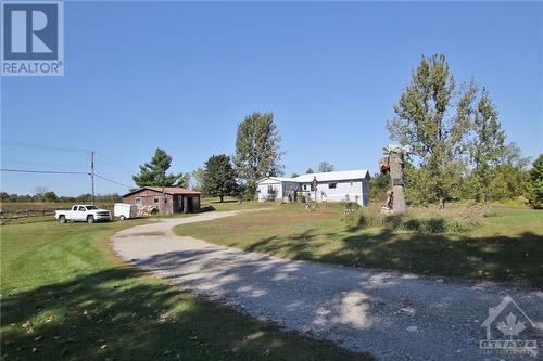 1028 Mitchell Road, Lanark Highlands, ON - Outdoor