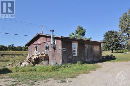 1028 Mitchell Road, Lanark Highlands, ON - Outdoor