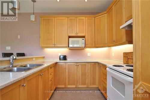 1028 Mitchell Road, Lanark, ON - Indoor Photo Showing Kitchen With Double Sink