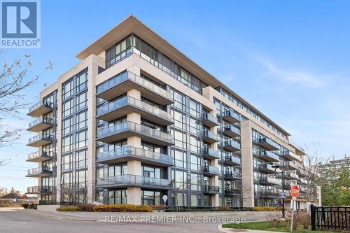 101 - 4700 Highway 7, Vaughan, ON - Outdoor