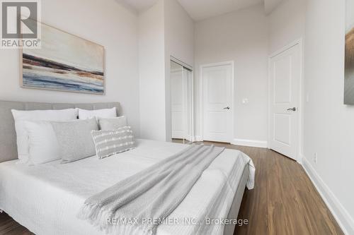 101 - 4700 Highway 7, Vaughan, ON - Indoor Photo Showing Bedroom