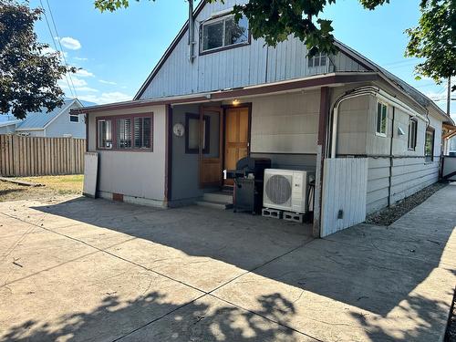 7742 22Nd Street, Grand Forks, BC - Outdoor