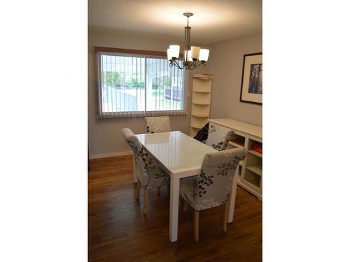 7750 21St Street, Grand Forks, BC - Indoor Photo Showing Dining Room