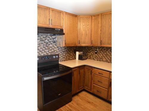 7750 21St Street, Grand Forks, BC - Indoor Photo Showing Kitchen