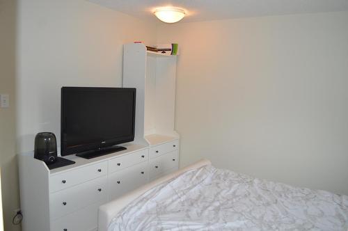 7750 21St Street, Grand Forks, BC - Indoor Photo Showing Bedroom