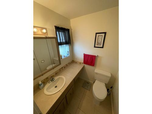 7750 21St Street, Grand Forks, BC - Indoor Photo Showing Bathroom