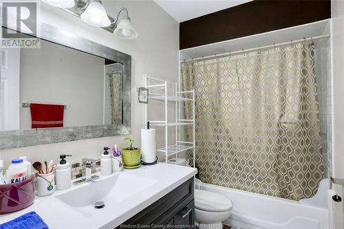 1336 Giselle Crescent, Windsor, ON - Indoor Photo Showing Bathroom