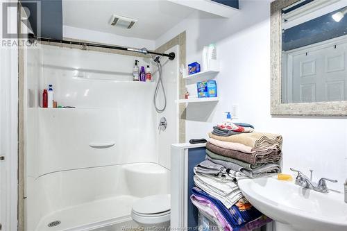 1336 Giselle Crescent, Windsor, ON - Indoor Photo Showing Bathroom