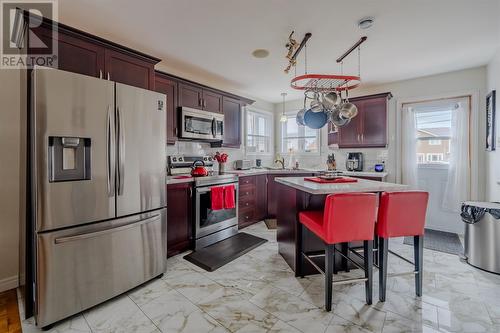 28 Brad Gushue Crescent, St. John'S, NL - Indoor Photo Showing Kitchen