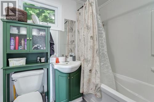 327 Main Road, Chapel Arm, NL - Indoor Photo Showing Bathroom