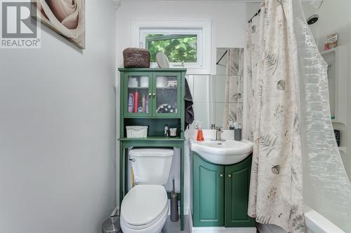 327 Main Road, Chapel Arm, NL - Indoor Photo Showing Bathroom