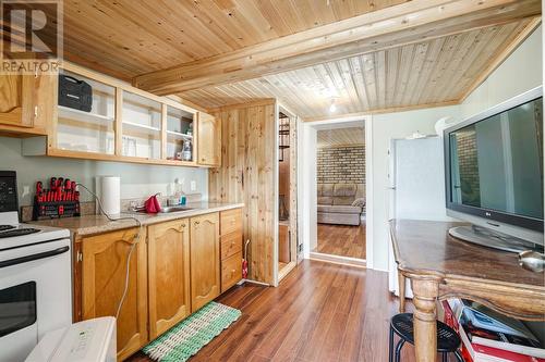 327 Main Road, Chapel Arm, NL - Indoor