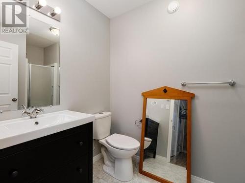 132-18 Azure Road, Whitehorse, YT - Indoor Photo Showing Bathroom