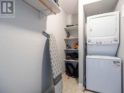 132-18 Azure Road, Whitehorse, YT - Indoor Photo Showing Laundry Room