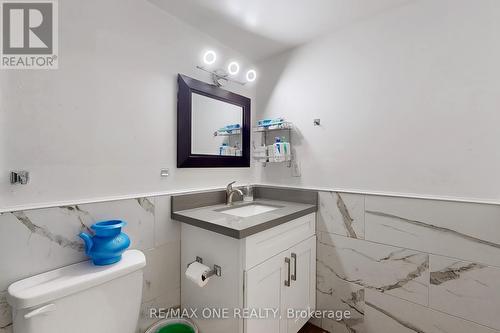 410 - 100 Wingarden Court, Toronto (Malvern), ON - Indoor Photo Showing Bathroom