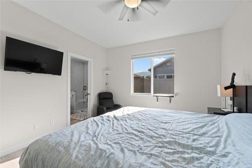 2237 Rahn Street, Armstrong, BC - Indoor Photo Showing Bedroom