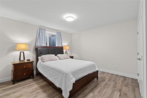 2237 Rahn Street, Armstrong, BC - Indoor Photo Showing Bedroom