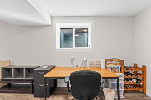 2237 Rahn Street, Armstrong, BC - Indoor Photo Showing Office