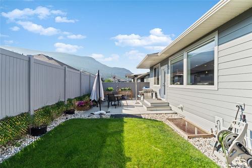 2237 Rahn Street, Armstrong, BC - Outdoor