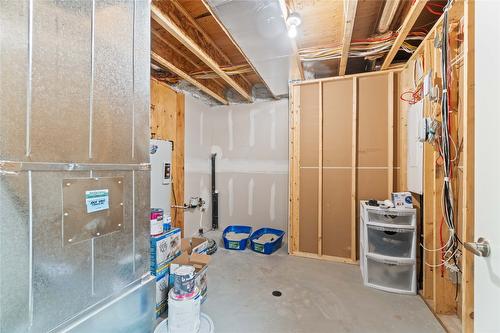 2237 Rahn Street, Armstrong, BC - Indoor Photo Showing Basement