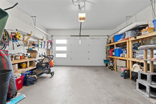 2237 Rahn Street, Armstrong, BC - Indoor Photo Showing Garage