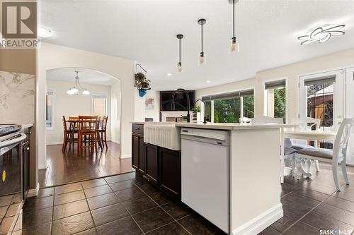 2627 Rothesay Crescent, Regina, SK - Indoor Photo Showing Kitchen