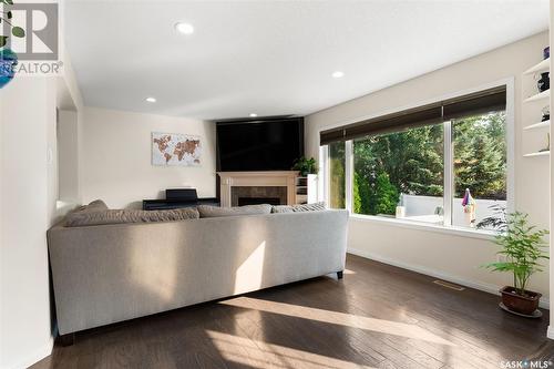 2627 Rothesay Crescent, Regina, SK - Indoor Photo Showing Living Room With Fireplace