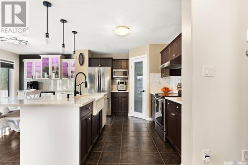 2627 Rothesay Crescent, Regina, SK - Indoor Photo Showing Kitchen With Stainless Steel Kitchen With Upgraded Kitchen