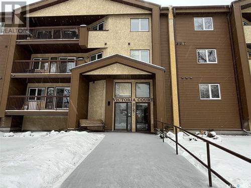 201 2727 Victoria Avenue, Regina, SK - Outdoor With Balcony