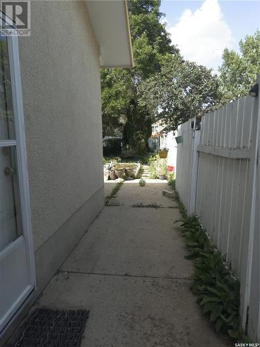 2114 37Th Street W, Saskatoon, SK - Outdoor