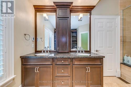 46 Ryland Terrace, Oakville, ON - Indoor Photo Showing Bathroom