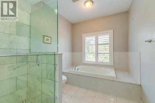 46 Ryland Terrace, Oakville, ON - Indoor Photo Showing Bathroom