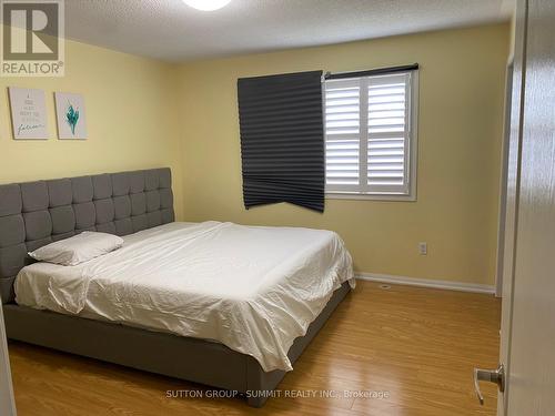 674 Thompson Road, Milton (Coates), ON - Indoor Photo Showing Bedroom