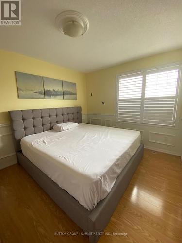 674 Thompson Road, Milton (Coates), ON - Indoor Photo Showing Bedroom